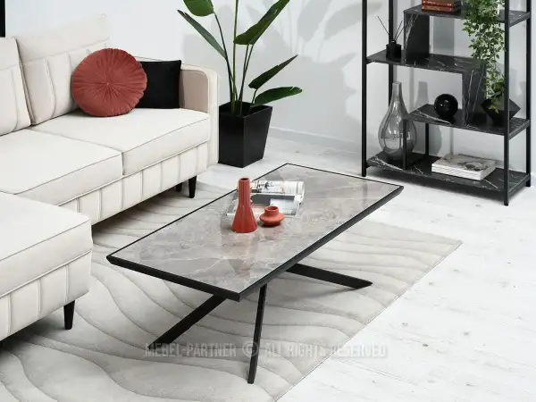 Stylowy marmurowy stolik - elegancja w Twoim salonie